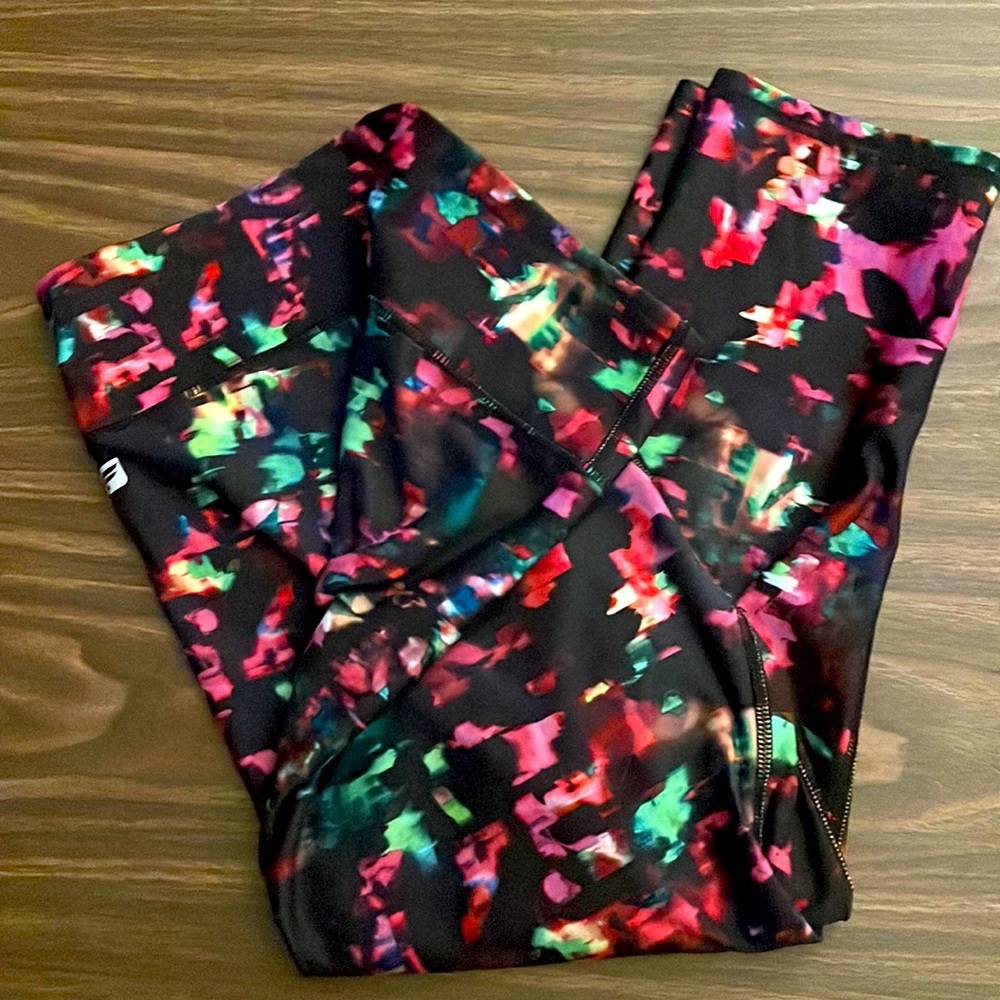 Fabletics capri leggings